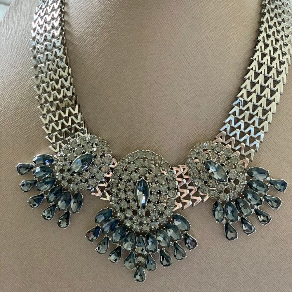 Necklace - Picture 5 of 9